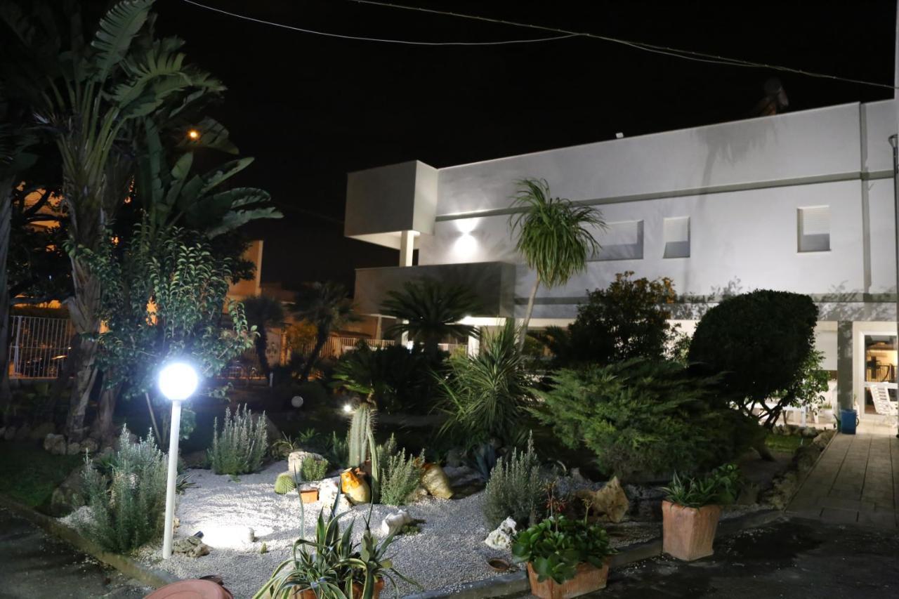 Virò House Bed & Breakfast Squinzano Ngoại thất bức ảnh